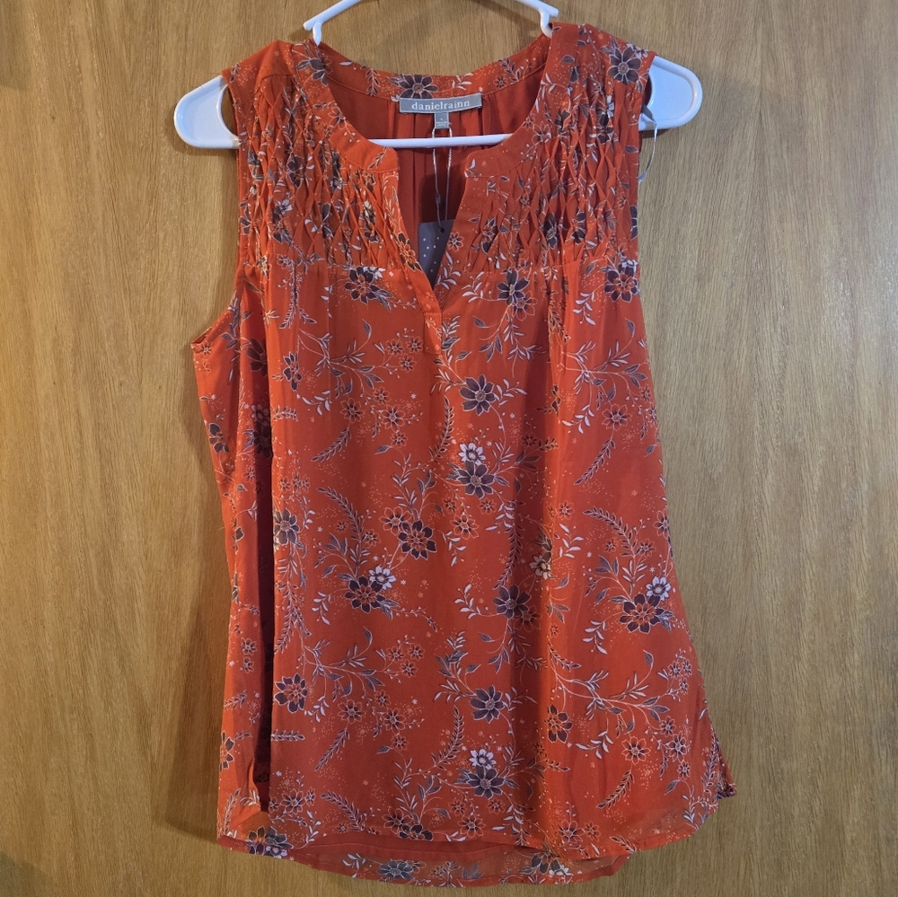Daniel Rainn Floral Sleeveless Top NWT